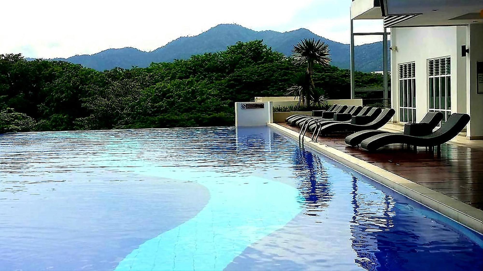 Ipoh City Centre Majestic 2 Room Holiday Suite By City Home Empire Extérieur photo